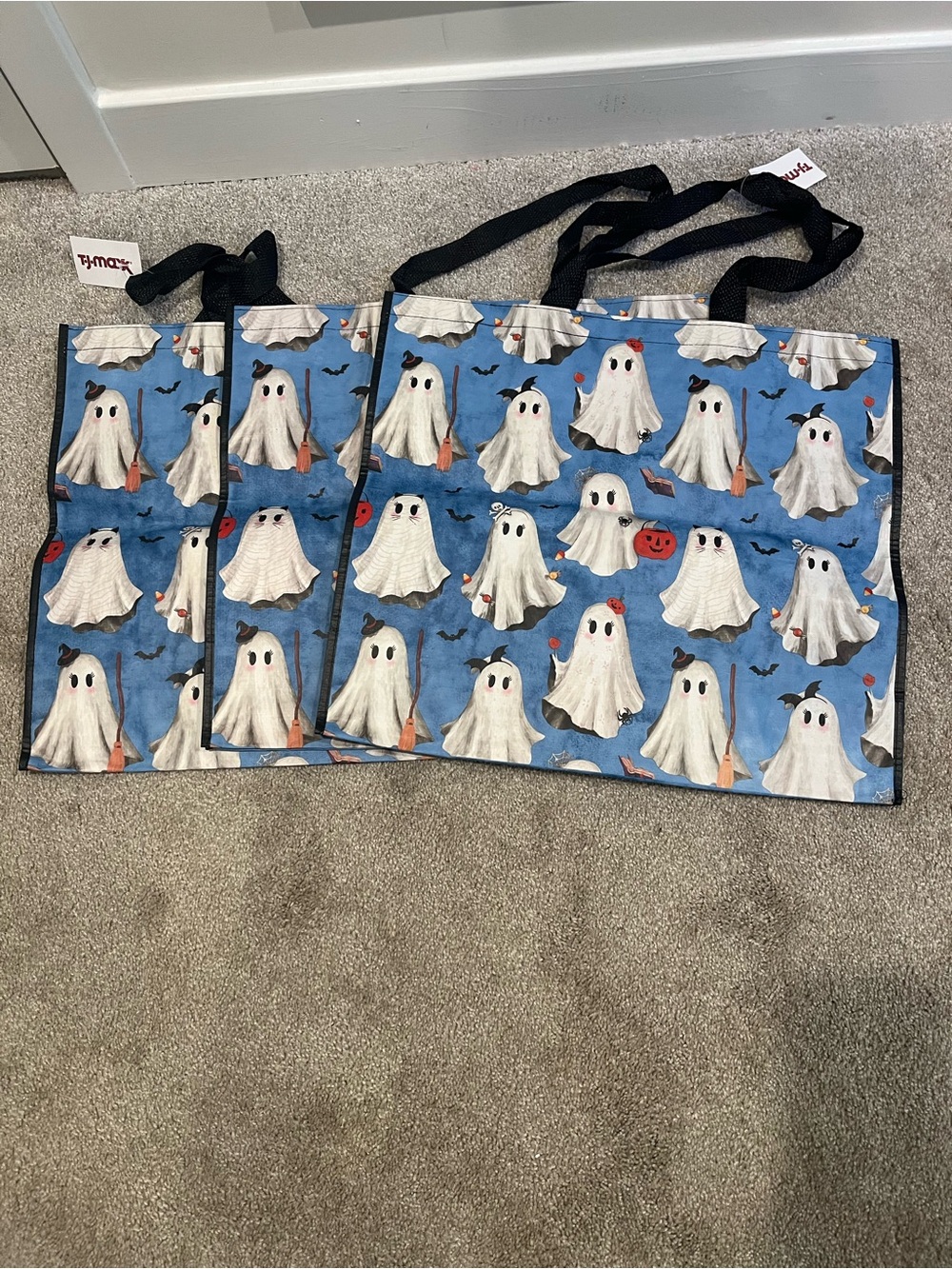 Set of 2 Halloween GhoSet of 2 Halloween Ghost Print Reusable Shopping Tote Bags
